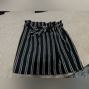 Eclipse | Medium Black & White Striped Skirt With Belt
